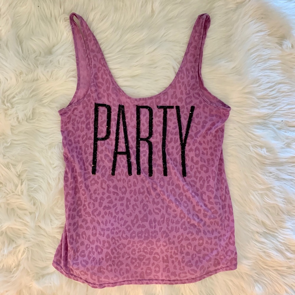 Sparkle and Leopard Tank